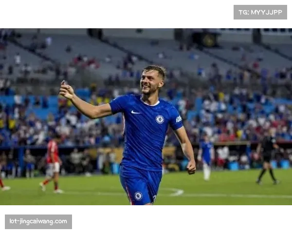 切尔西胸前广告赞助遇冷 反映英超商业泡沫进入破裂周期。